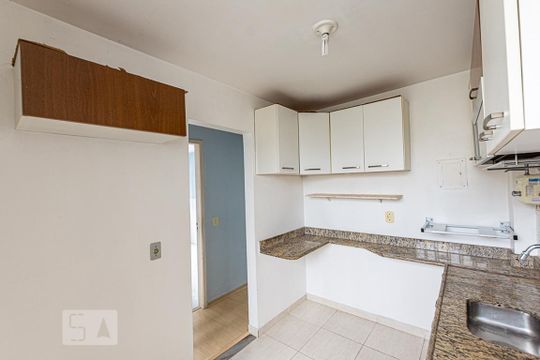 Cozinha  de apartamento à venda com 2 quartos, 51m² em Fonseca, Niterói