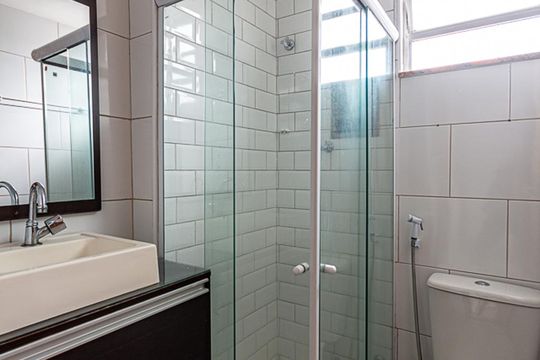 Banheiro Social de apartamento à venda com 2 quartos, 51m² em Fonseca, Niterói