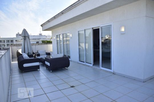 Cobertura de apartamento para alugar com 5 quartos, 321m² em Barra da Tijuca, Rio de Janeiro