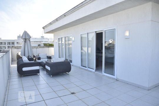 Cobertura de apartamento para alugar com 5 quartos, 321m² em Barra da Tijuca, Rio de Janeiro