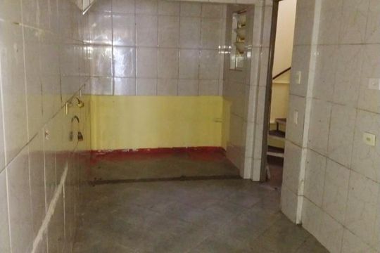 Banheiro 2 de casa para alugar com 2 quartos, 190m² em Parque São Jorge, São Paulo