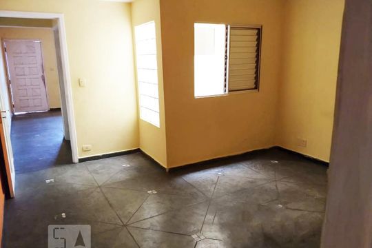 Sala de casa para alugar com 2 quartos, 190m² em Parque São Jorge, São Paulo
