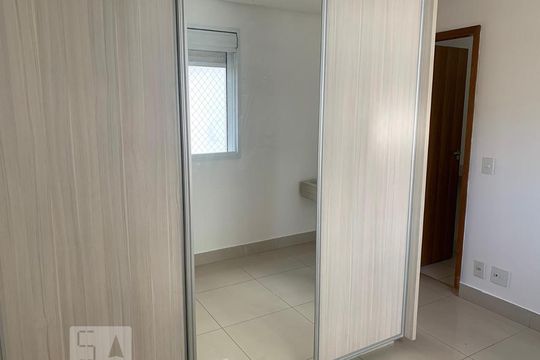 Suite 1 de apartamento para alugar com 3 quartos, 115m² em Setor Bueno, Goiânia
