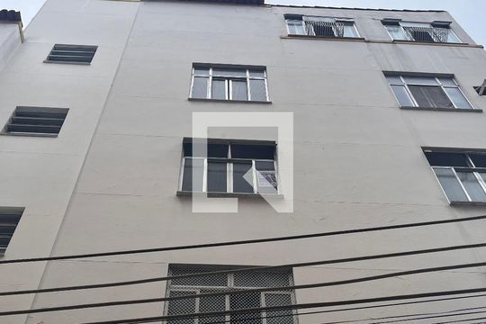 Plaquinha de apartamento para alugar com 2 quartos, 60m² em Freguesia (jacarepaguá), Rio de Janeiro