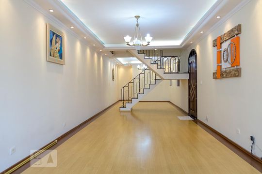 Sala de casa à venda com 3 quartos, 200m² em Sítio da Figueira, São Paulo