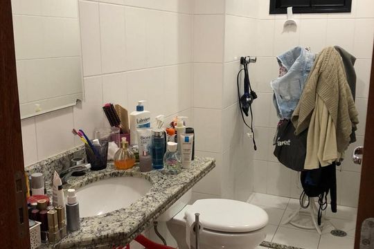 Banheiro de apartamento à venda com 4 quartos, 126m² em Perdizes, São Paulo