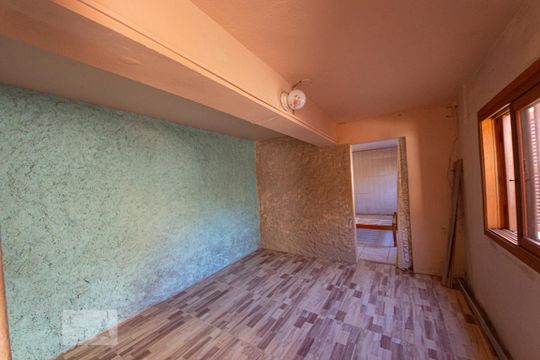 Casa à venda com 1 quarto, 30m² em Vila Nova, Novo Hamburgo