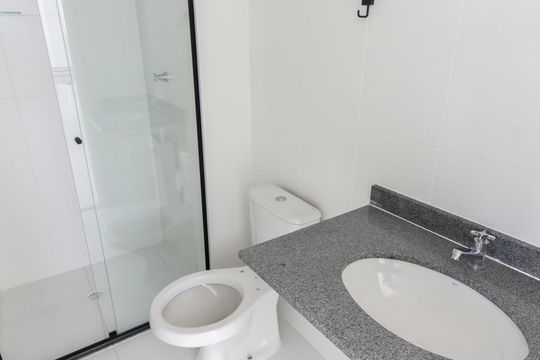 Banheiro de apartamento à venda com 1 quarto, 35m² em Vila Leopoldina, São Paulo