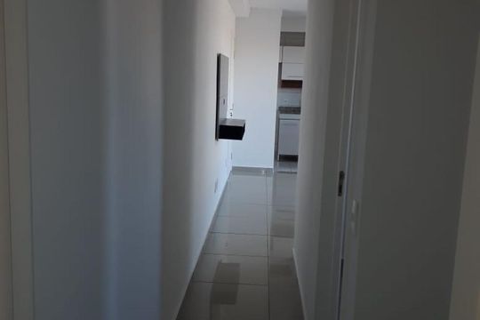 Corredor de apartamento à venda com 2 quartos, 51m² em Jardim Nova Europa, Campinas