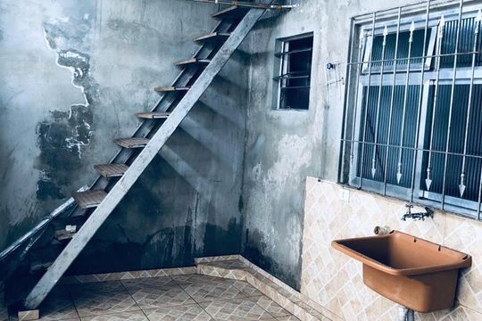 Casa à venda com 2 quartos, 200m² em Burgo Paulista, São Paulo