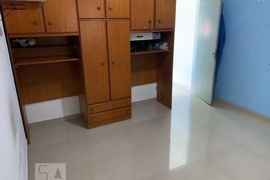 Casa à venda com 2 quartos, 200m² em Burgo Paulista, São Paulo