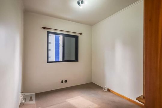Quarto 1 de apartamento para alugar com 2 quartos, 124m² em Brooklin Paulista, São Paulo