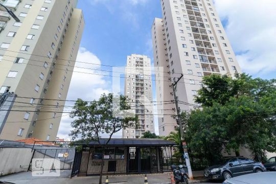Fachada de apartamento para alugar com 3 quartos, 65m² em Jardim Peri, São Paulo