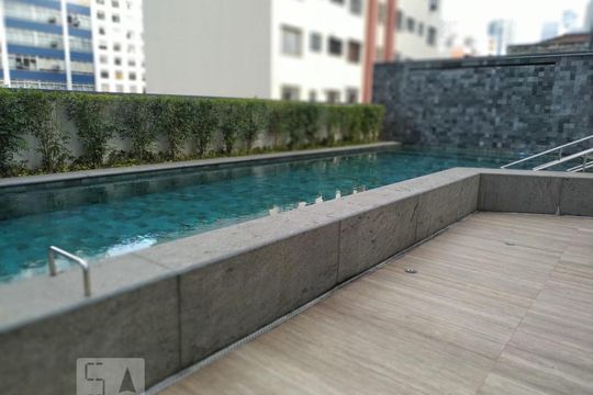 Piscina de kitnet/studio para alugar com 1 quarto, 31m² em Bela Vista, São Paulo