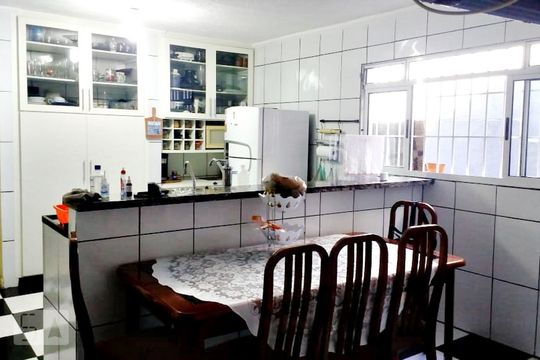 Detalhe cozinha de casa para alugar com 3 quartos, 180m² em Chácara São João, São Paulo