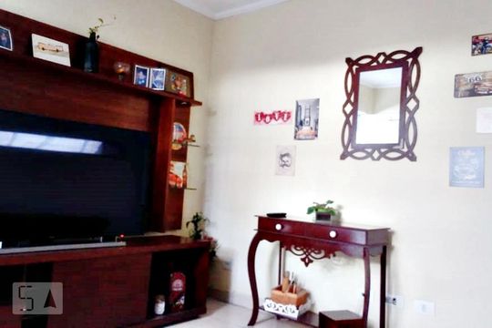 Sala de casa para alugar com 3 quartos, 180m² em Chácara São João, São Paulo
