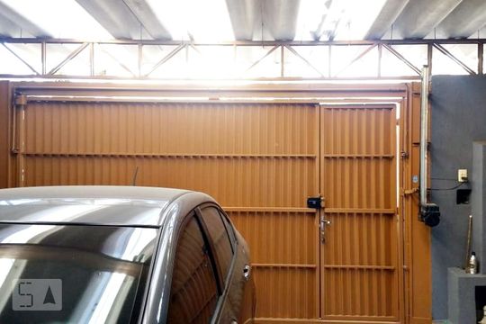 Garagem de casa para alugar com 3 quartos, 180m² em Chácara São João, São Paulo