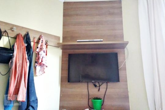 Quarto 2 de casa para alugar com 3 quartos, 180m² em Chácara São João, São Paulo