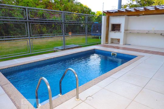 Area Comum - Piscina de apartamento para alugar com 2 quartos, 170m² em Campeche, Florianópolis