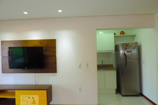Sala de apartamento para alugar com 2 quartos, 170m² em Campeche, Florianópolis