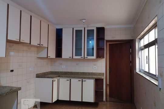 Cozinha de casa à venda com 4 quartos, 250m² em Engenheiro Goulart, São Paulo