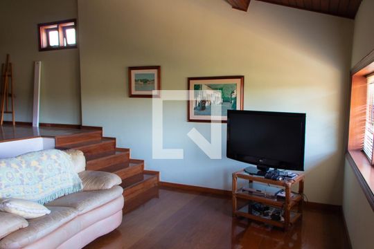 Escritório de casa à venda com 4 quartos, 600m² em Bairro das Palmeiras, Campinas
