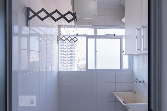 Área de Serviço de apartamento para alugar com 2 quartos, 53m² em Vila Anastácio, São Paulo