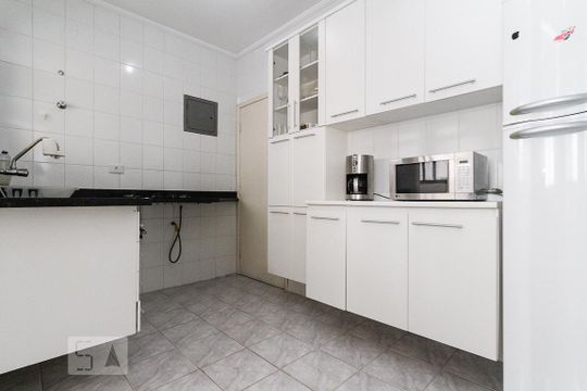 Cozinha de apartamento à venda com 2 quartos, 67m² em Vila Bela, São Paulo