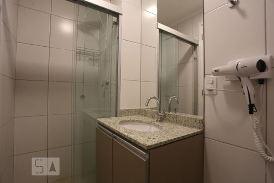 Banheiro de kitnet/studio à venda com 1 quarto, 26m² em Centro, São Paulo