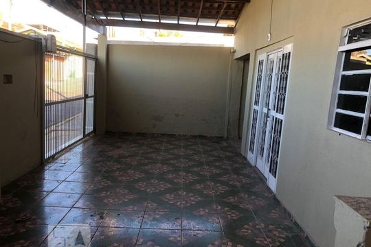 Garagem de casa à venda com 4 quartos, 200m² em Vila Costa E Silva, Campinas