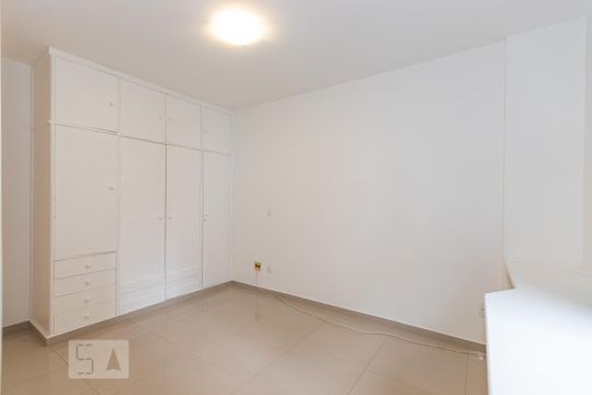 Suíte de apartamento à venda com 2 quartos, 80m² em Higienópolis, São Paulo