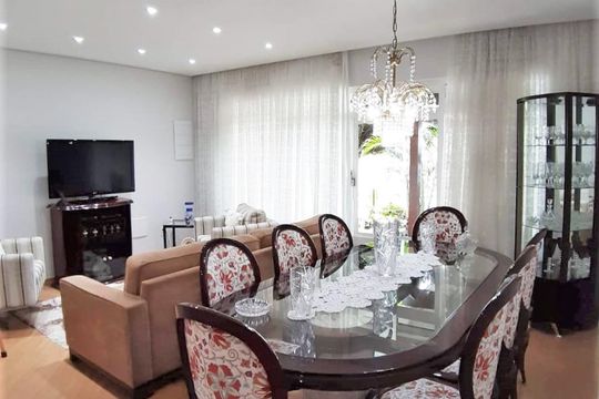 Casa para alugar com 3 quartos, 250m² em Parque Mandaqui, São Paulo