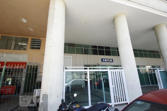 Fachada do Prédio de apartamento à venda com 1 quarto, 42m² em Centro, Rio de Janeiro