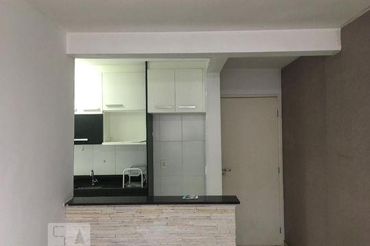 Cozinha de apartamento à venda com 2 quartos, 44m² em Jardim Adriana, Guarulhos