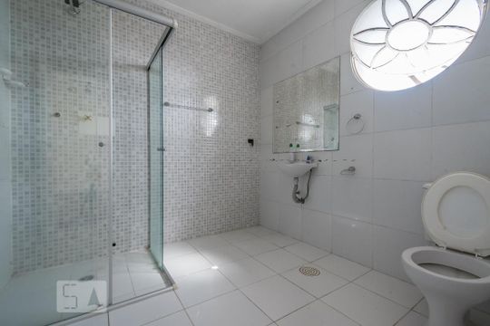 Banheiro Suíte de casa para alugar com 4 quartos, 320m² em Jardim Marajoara, São Paulo