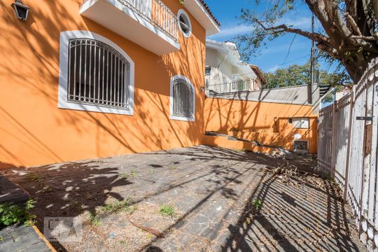 Garagem de casa para alugar com 4 quartos, 320m² em Jardim Marajoara, São Paulo