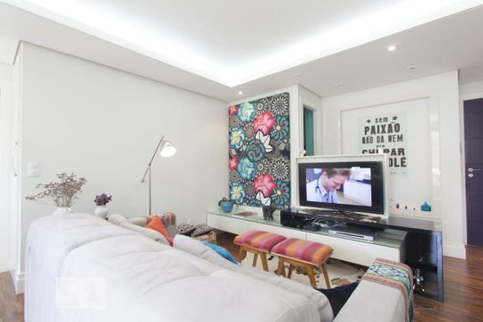 Sala de apartamento para alugar com 1 quarto, 66m² em Pinheiros, São Paulo