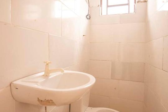 banheiro de apartamento para alugar com 1 quarto, 60m² em Jardim Santa Lúcia, Campinas