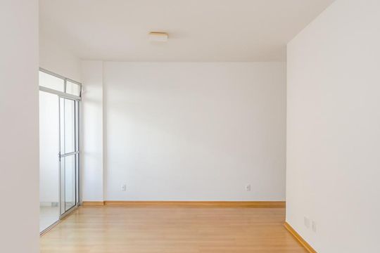 Sala de apartamento à venda com 3 quartos, 90m² em Buritis, Belo Horizonte