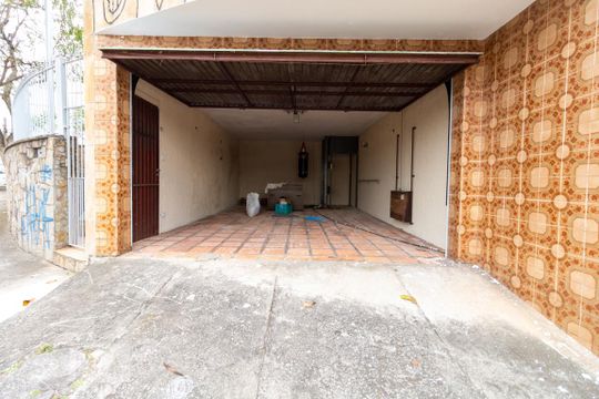 Garagem de casa à venda com 3 quartos, 260m² em Jardim Bonfiglioli, São Paulo