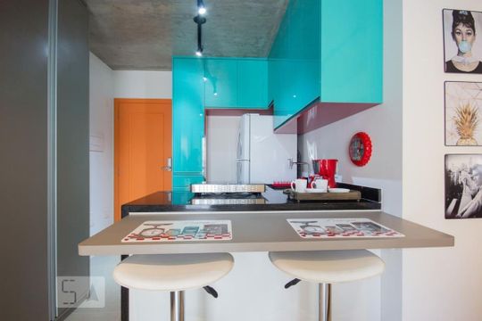 Cozinha de kitnet/studio à venda com 1 quarto, 30m² em República, São Paulo