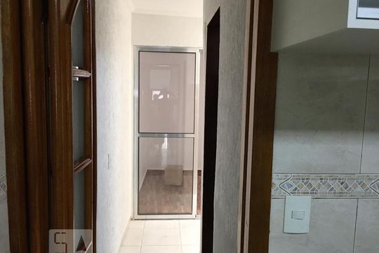 Casa para alugar com 1 quarto, 60m² em Vila Santa Maria, São Paulo