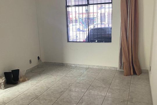 Casa à venda com 4 quartos, 229m² em Pestana, Osasco