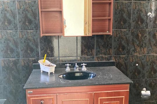 Banheiro 1 Suíte de casa à venda com 4 quartos, 229m² em Pestana, Osasco