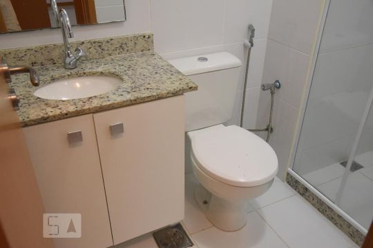 Banheiro  de apartamento à venda com 2 quartos, 76m² em Freguesia (jacarepaguá), Rio de Janeiro