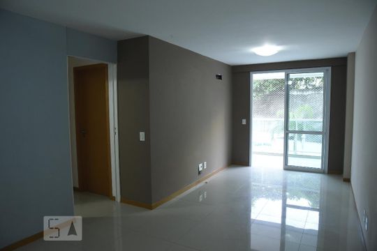 Sala  de apartamento à venda com 2 quartos, 76m² em Freguesia (jacarepaguá), Rio de Janeiro
