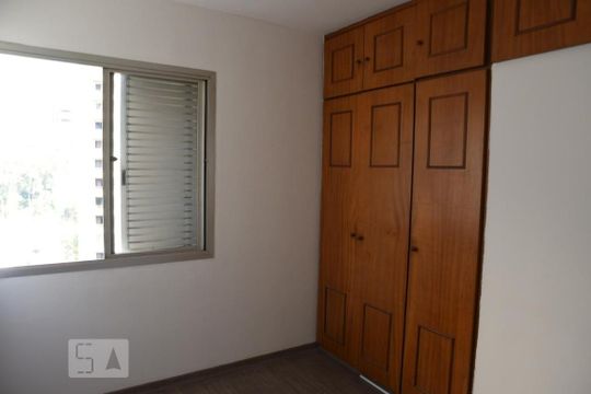 quarto de apartamento para alugar com 2 quartos, 80m² em Vila Andrade, São Paulo