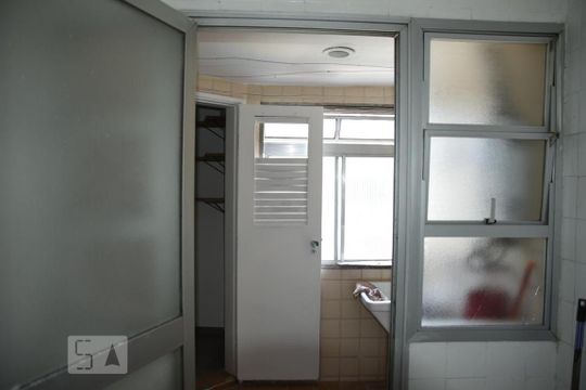 area de serviço de apartamento para alugar com 2 quartos, 80m² em Vila Andrade, São Paulo