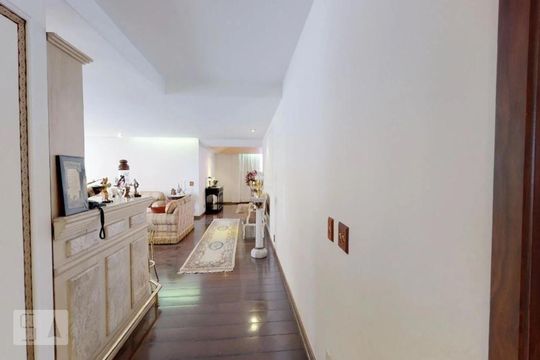 Entrada de apartamento para alugar com 4 quartos, 250m² em Perdizes, São Paulo