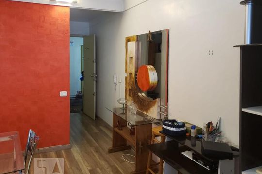 Sala de apartamento à venda com 1 quarto, 44m² em Santana, Porto Alegre